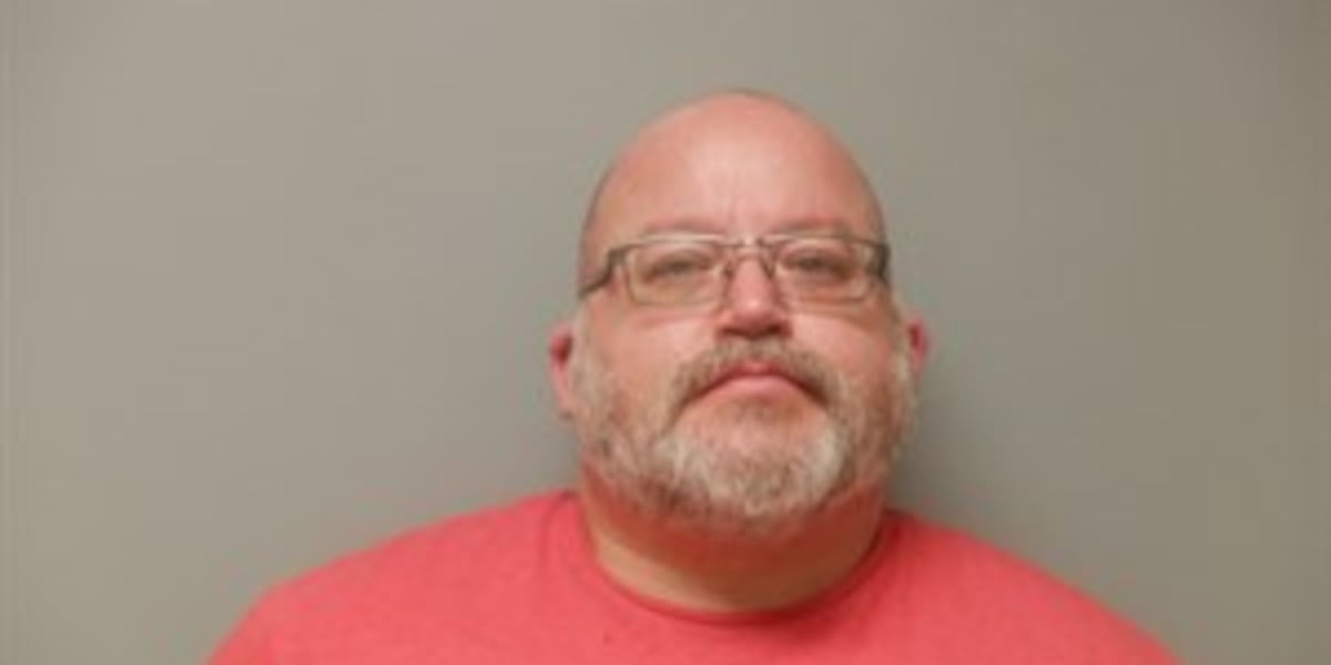 Jonesboro man accused of forging girlfriend’s checks to fund online gambling