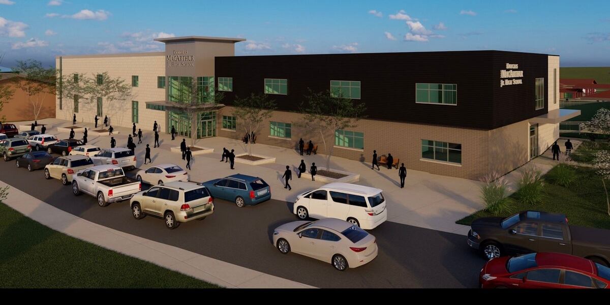 Pitcher Jr. High Junior high unveils new building to improve education