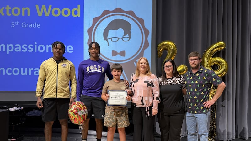 Braxton Wood wins Lovis Extraordinary Student Award