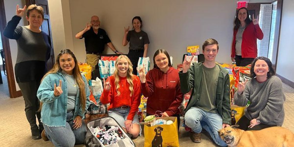 Pre-veterinary club donates over 1,000 pounds of pet food to local shelters Pre-veterinary club donates over 1,000 pounds of pet food to local shelters